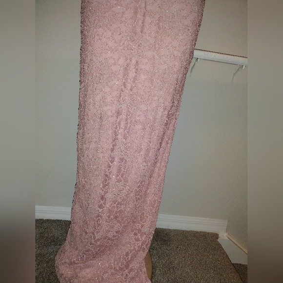 Emerald Sundae Pink Lace sparkling dress - Picture 3 of 12